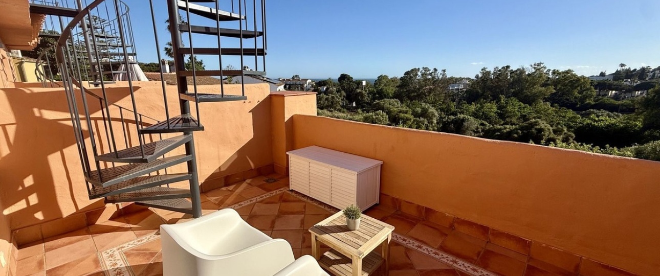 Resale - Town house - Marbella - Cabopino