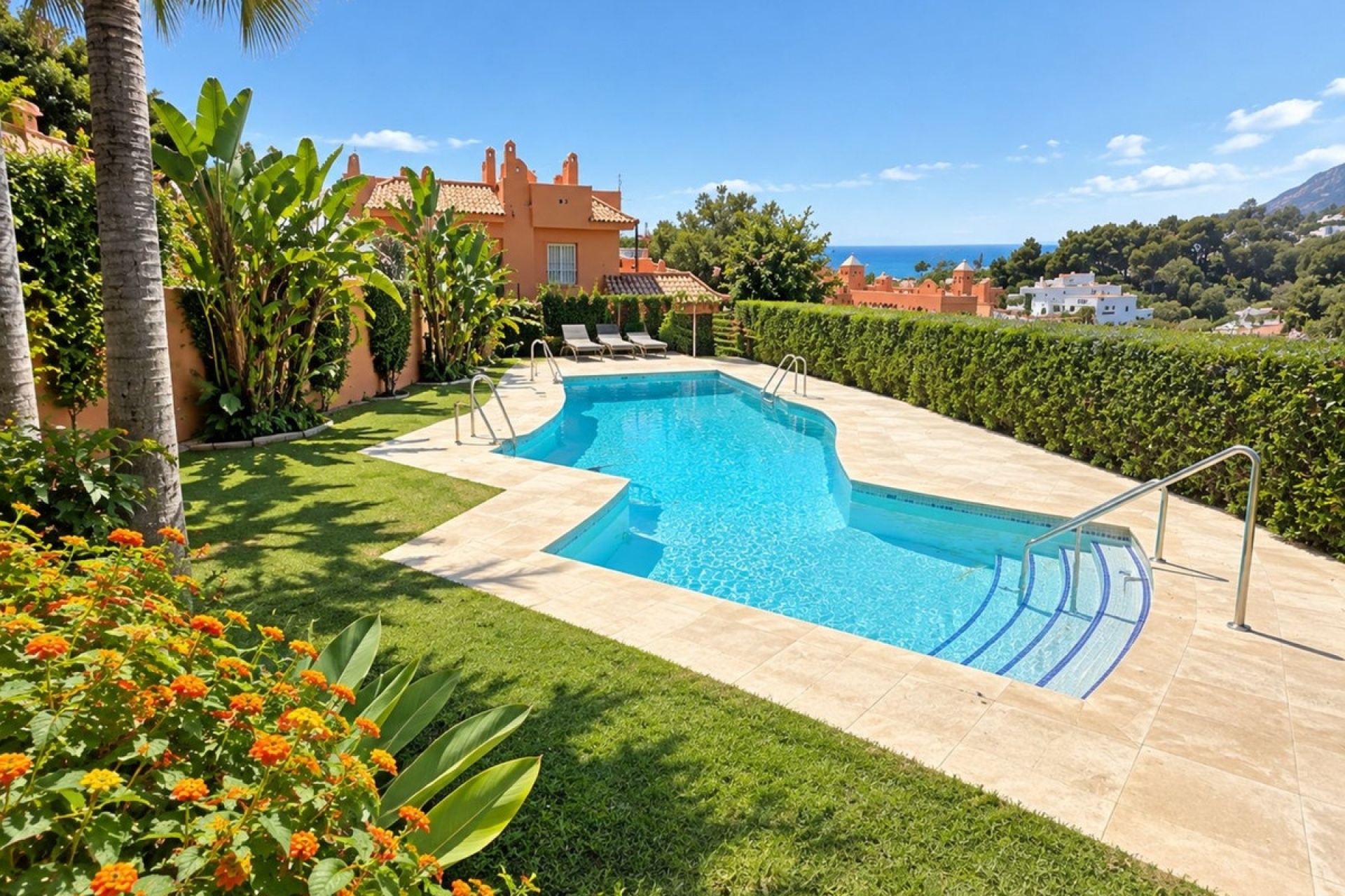 Resale - Town house - Marbella - Cabopino