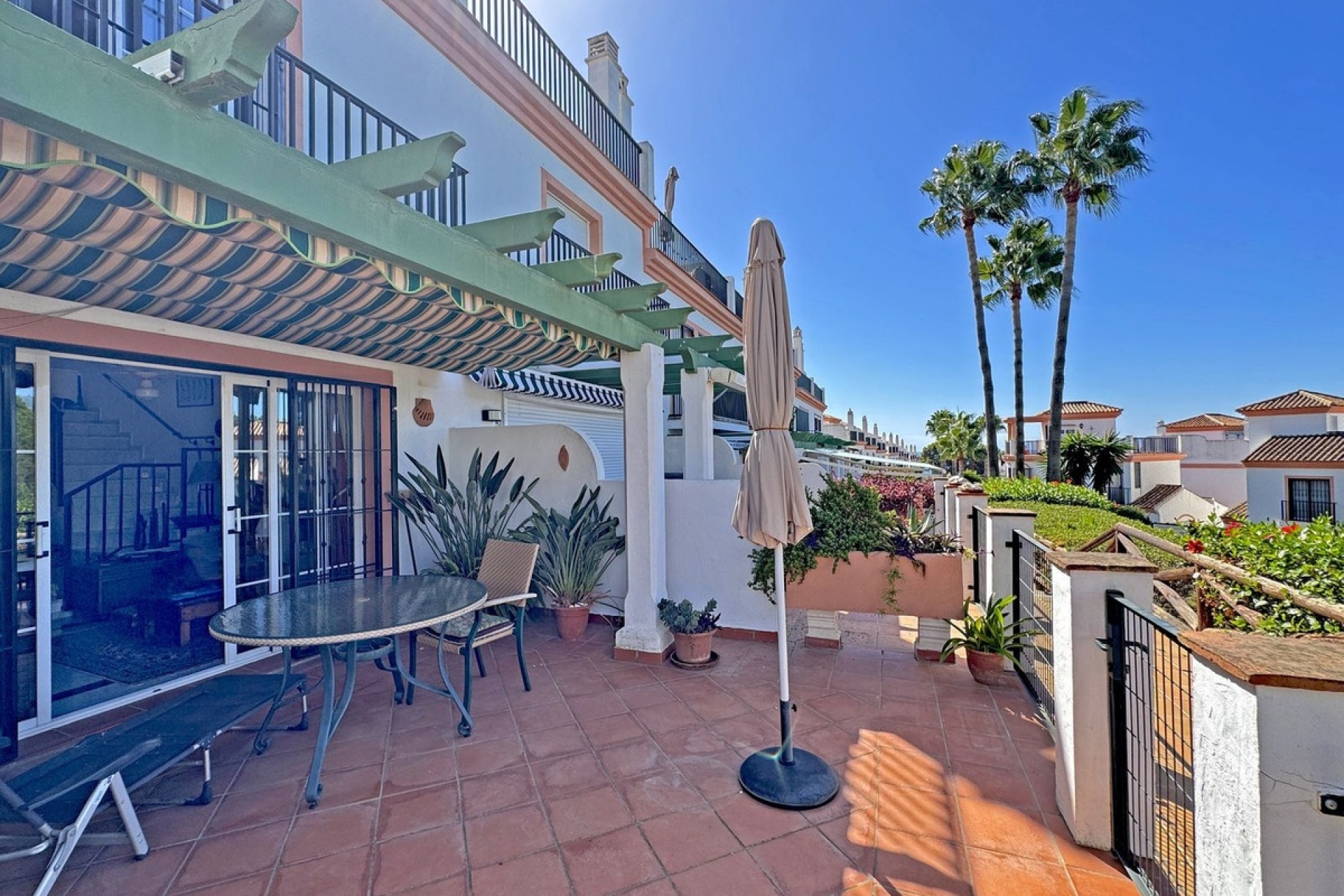 Resale - Town house - Marbella - Cabopino