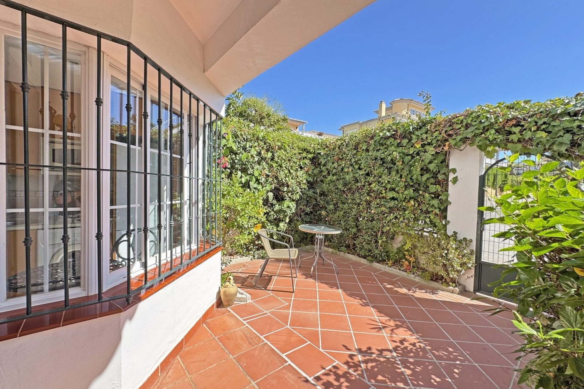Resale - Town house - Marbella - Cabopino
