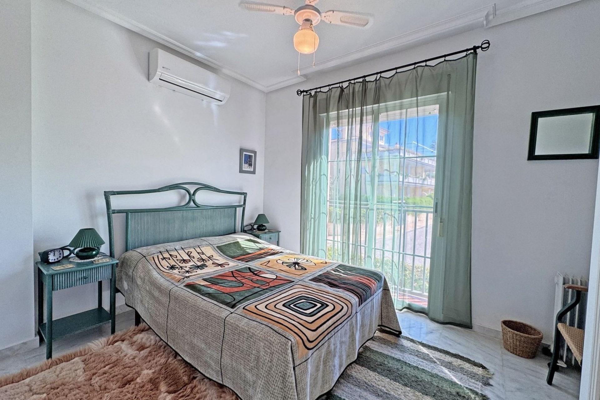 Resale - Town house - Marbella - Cabopino