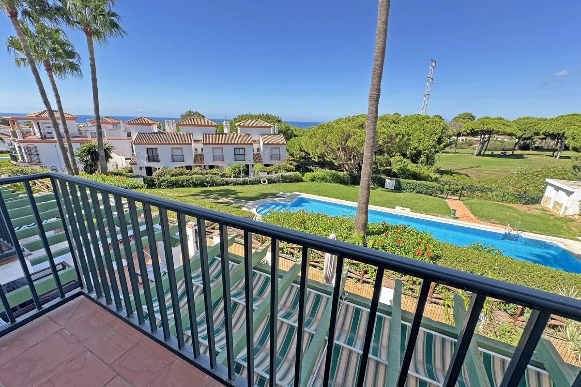 Resale - Town house - Marbella - Cabopino