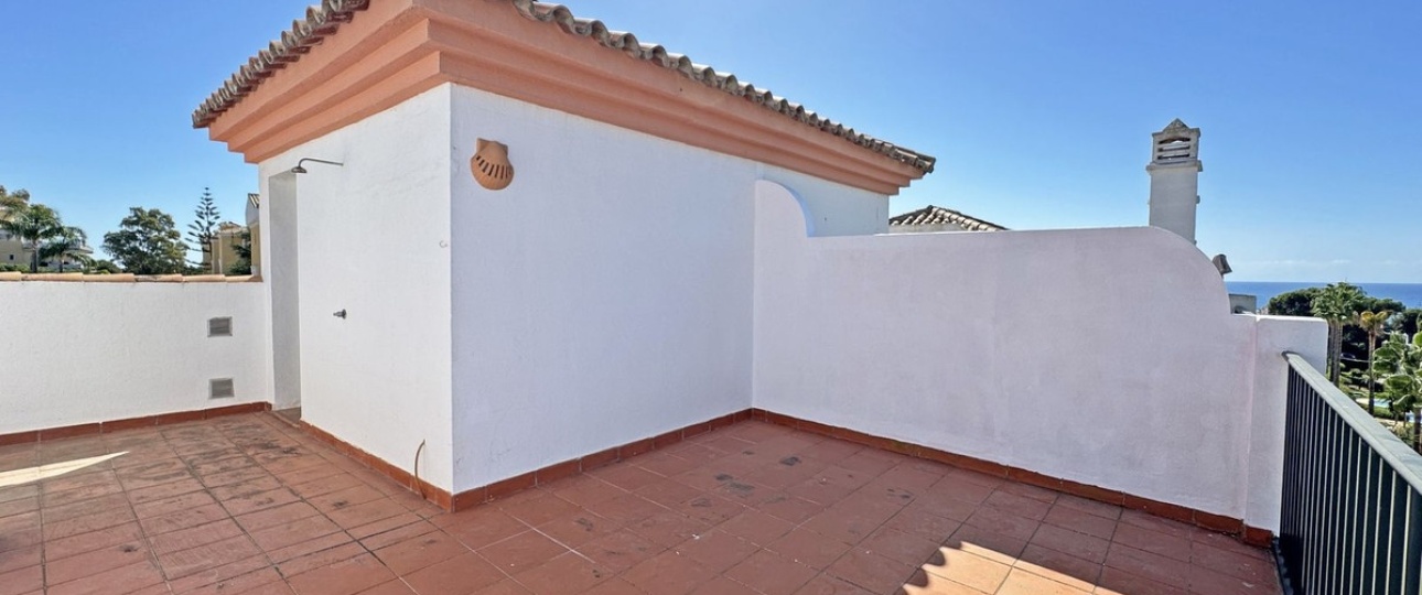 Resale - Town house - Marbella - Cabopino