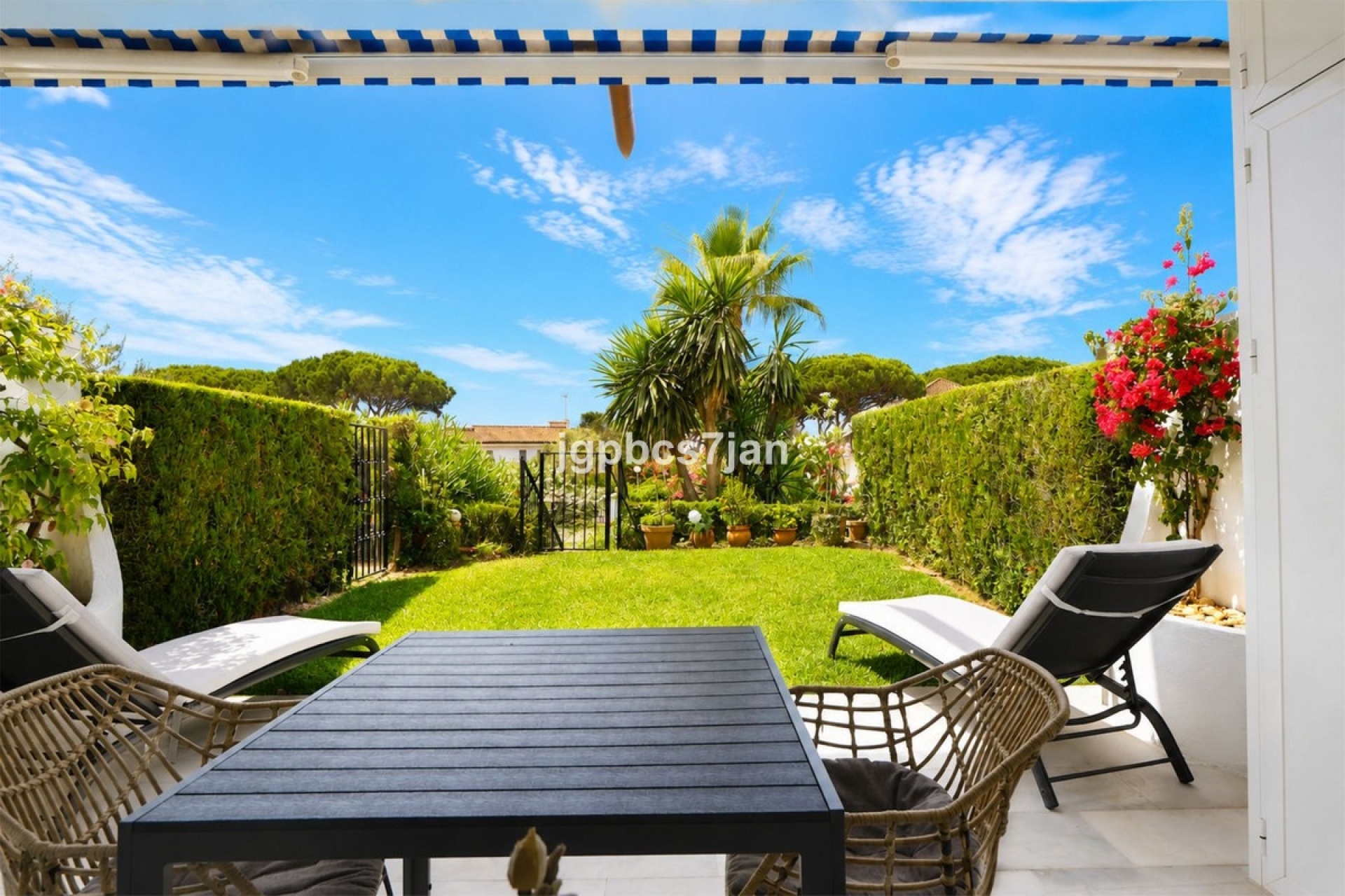 Resale - Town house - Marbella - Cabopino