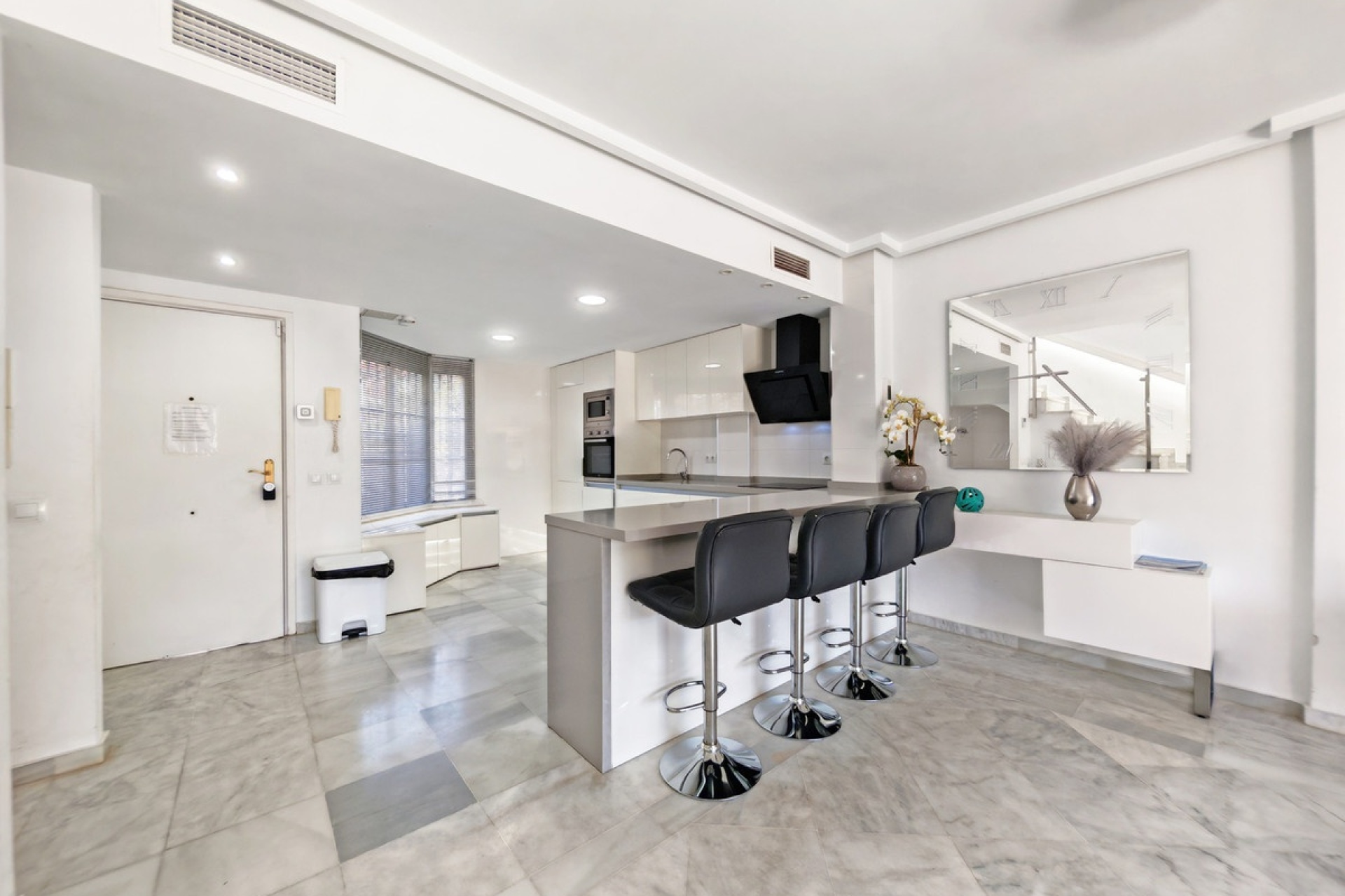 Resale - Town house - Marbella - Cabopino