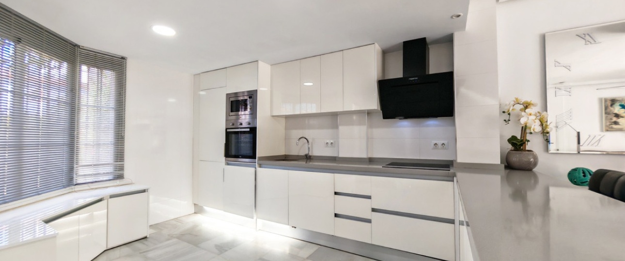 Resale - Town house - Marbella - Cabopino
