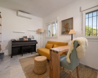 Resale - Town house - Marbella - Cabopino