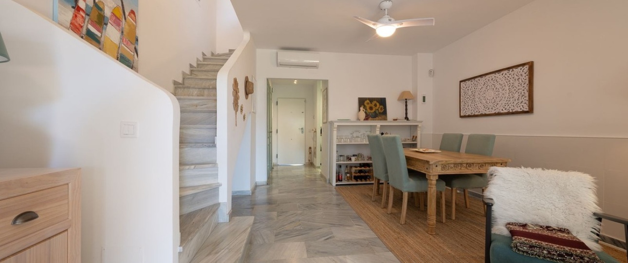 Resale - Town house - Marbella - Cabopino
