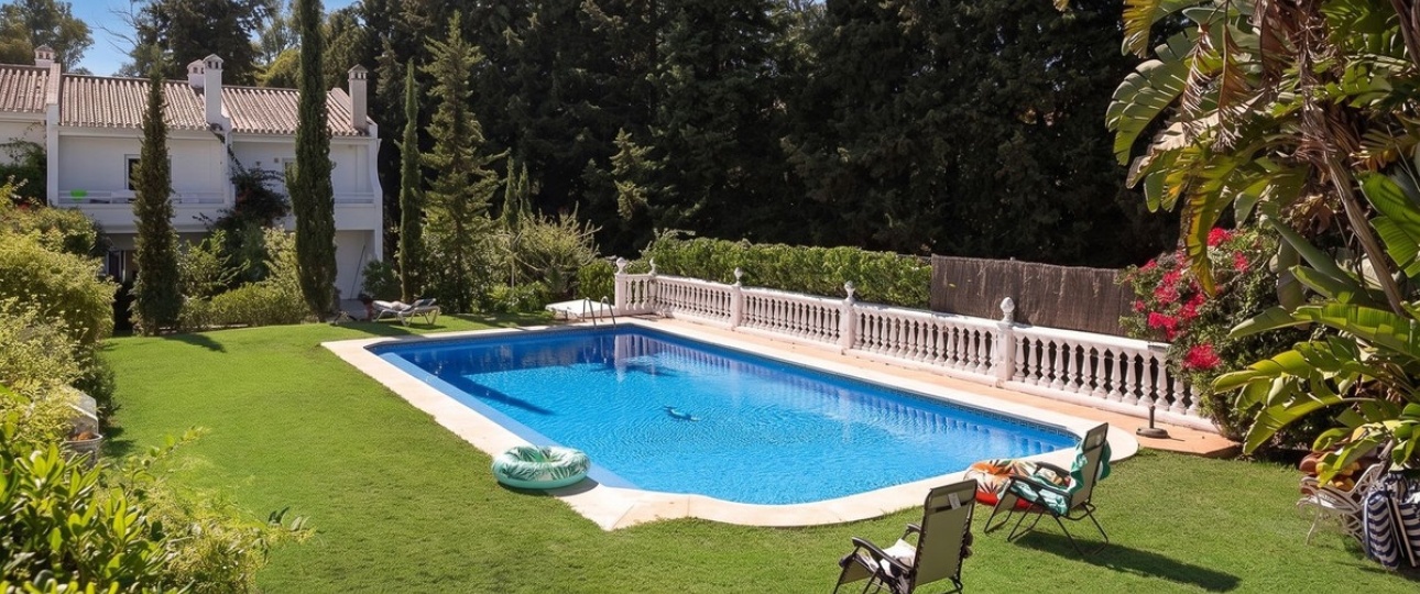Resale - Town house - Marbella - Cabopino