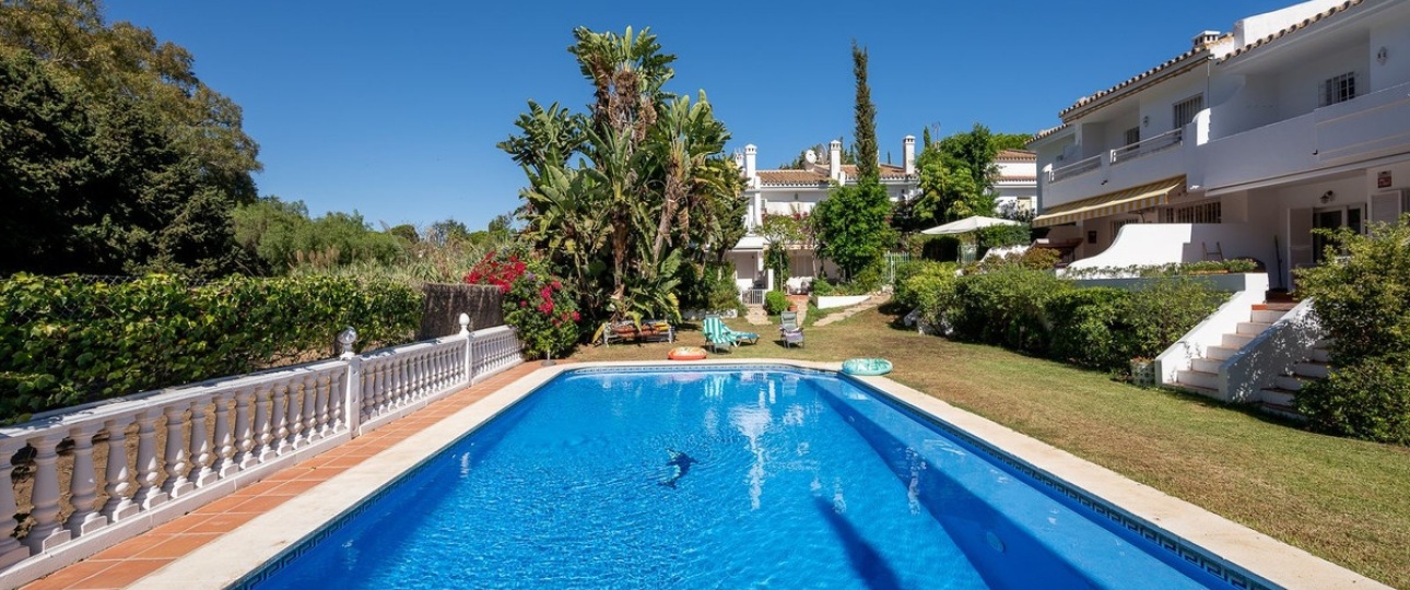 Resale - Town house - Marbella - Cabopino
