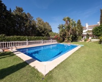 Resale - Town house - Marbella - Cabopino