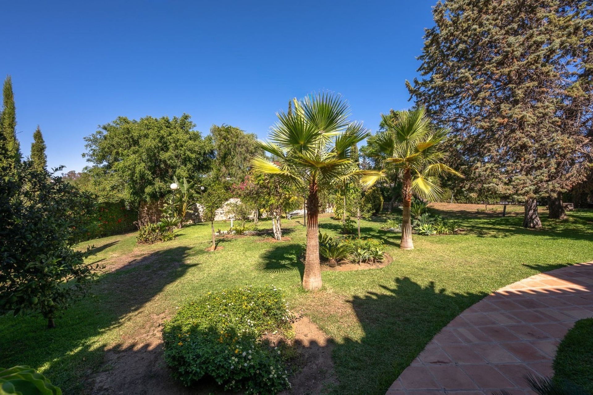Resale - Town house - Marbella - Cabopino
