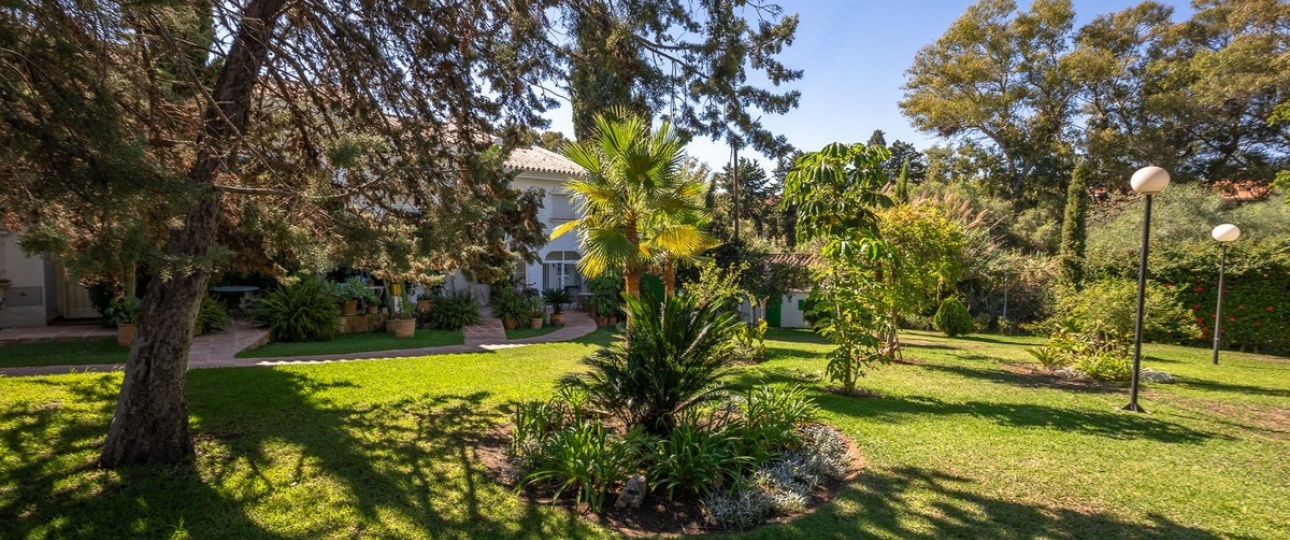 Resale - Town house - Marbella - Cabopino