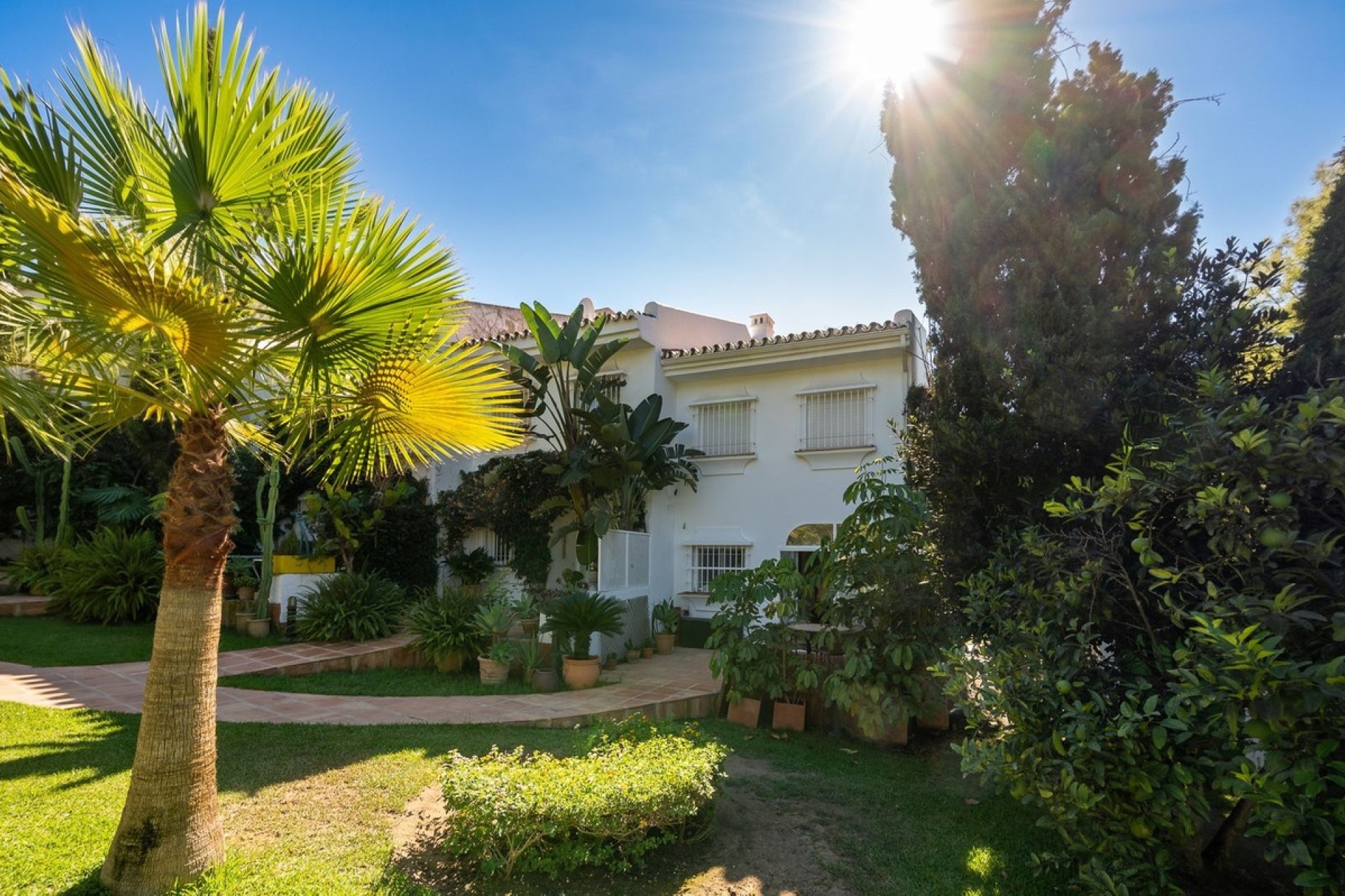 Resale - Town house - Marbella - Cabopino