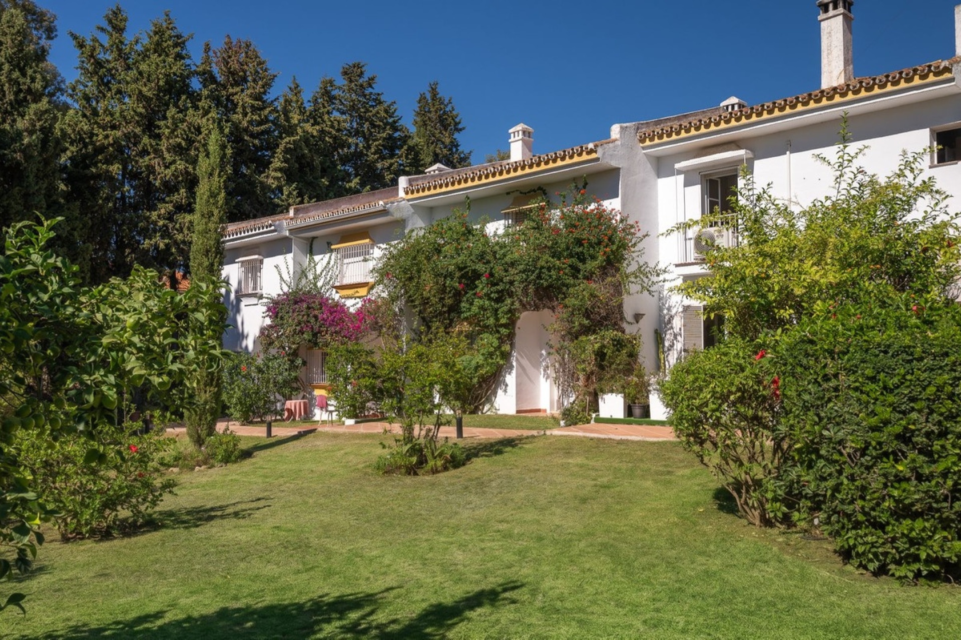 Resale - Town house - Marbella - Cabopino