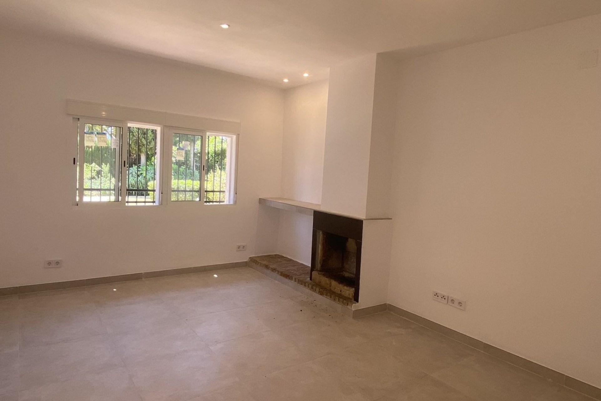 Resale - Town house - Marbella - Cortijo Blanco