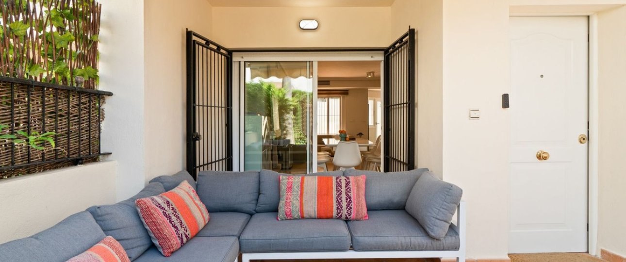 Resale - Town house - Marbella - Costabella