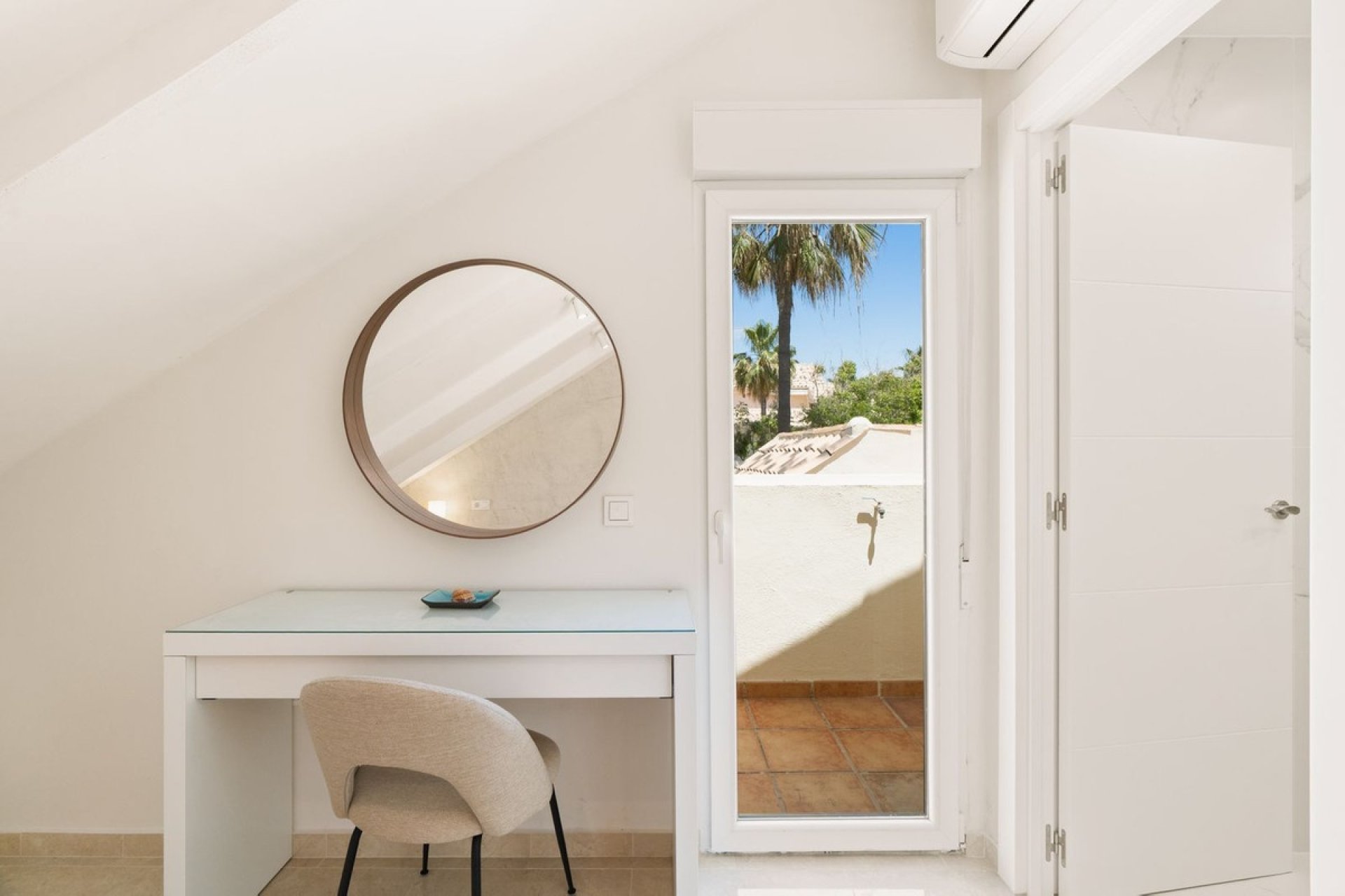 Resale - Town house - Marbella - Costabella