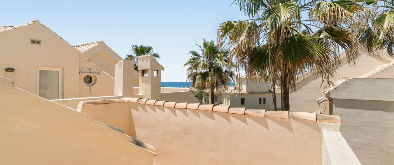 Resale - Town house - Marbella - Costabella