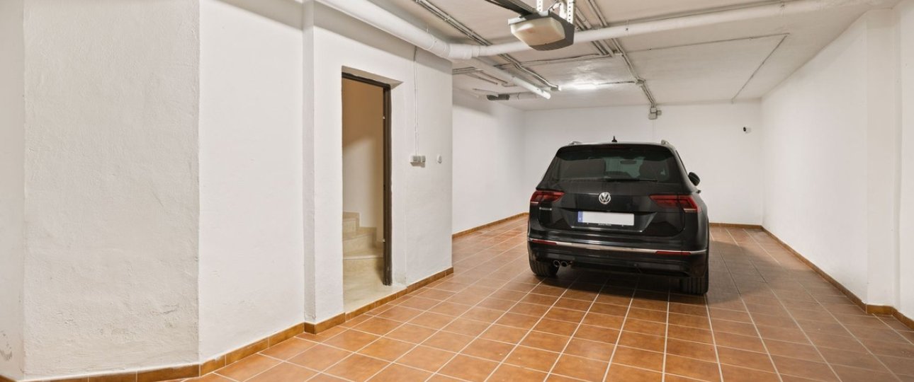 Resale - Town house - Marbella - Costabella