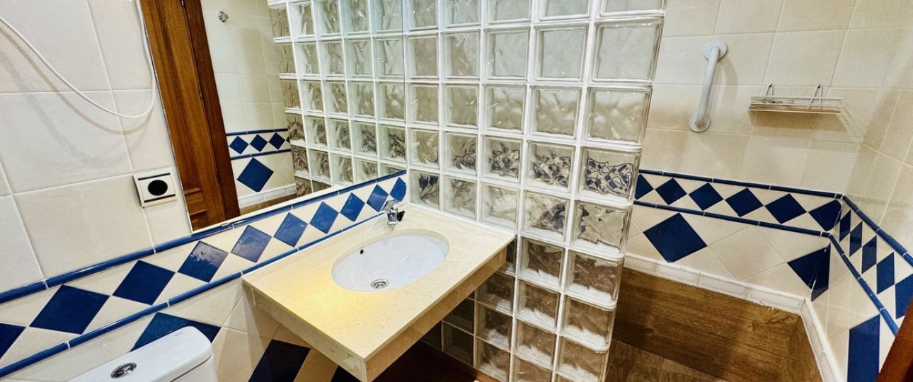 Resale - Town house - Marbella - Costabella