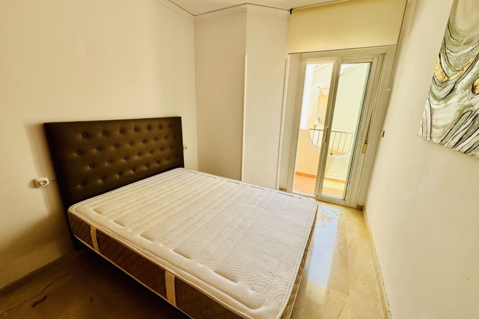 Resale - Town house - Marbella - Costabella