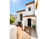 Resale - Town house - Marbella - Costabella