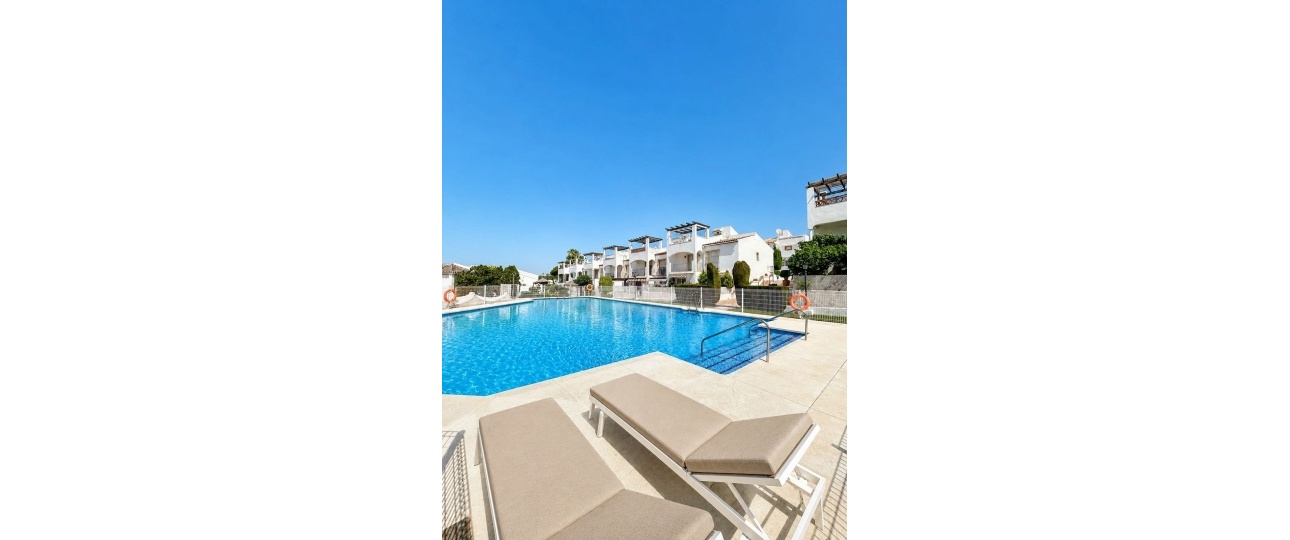 Resale - Town house - Marbella - Costabella