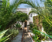 Resale - Town house - Marbella - Costabella