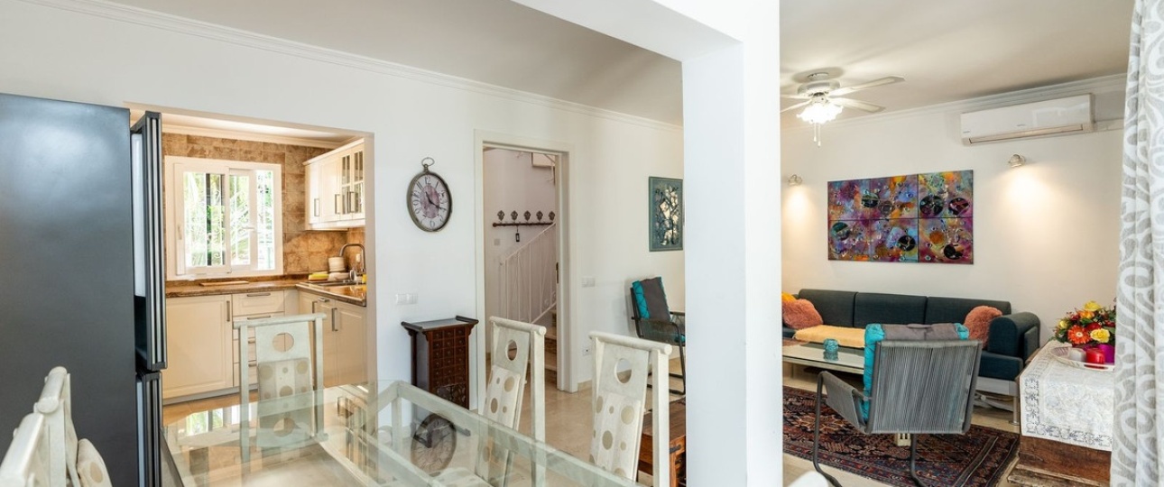 Resale - Town house - Marbella - Costabella