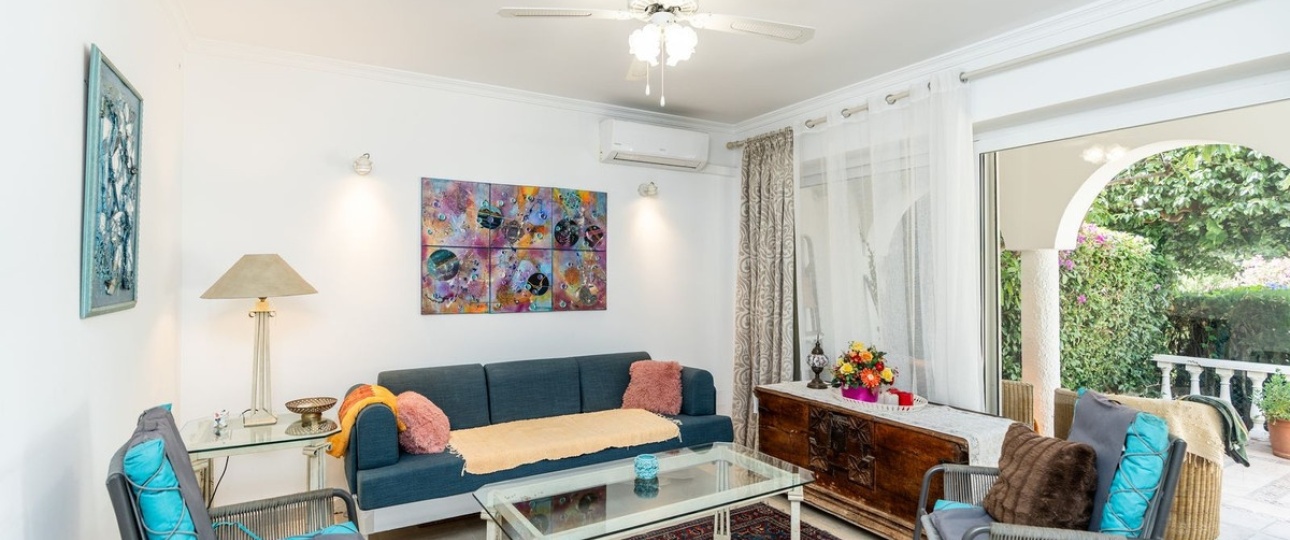 Resale - Town house - Marbella - Costabella