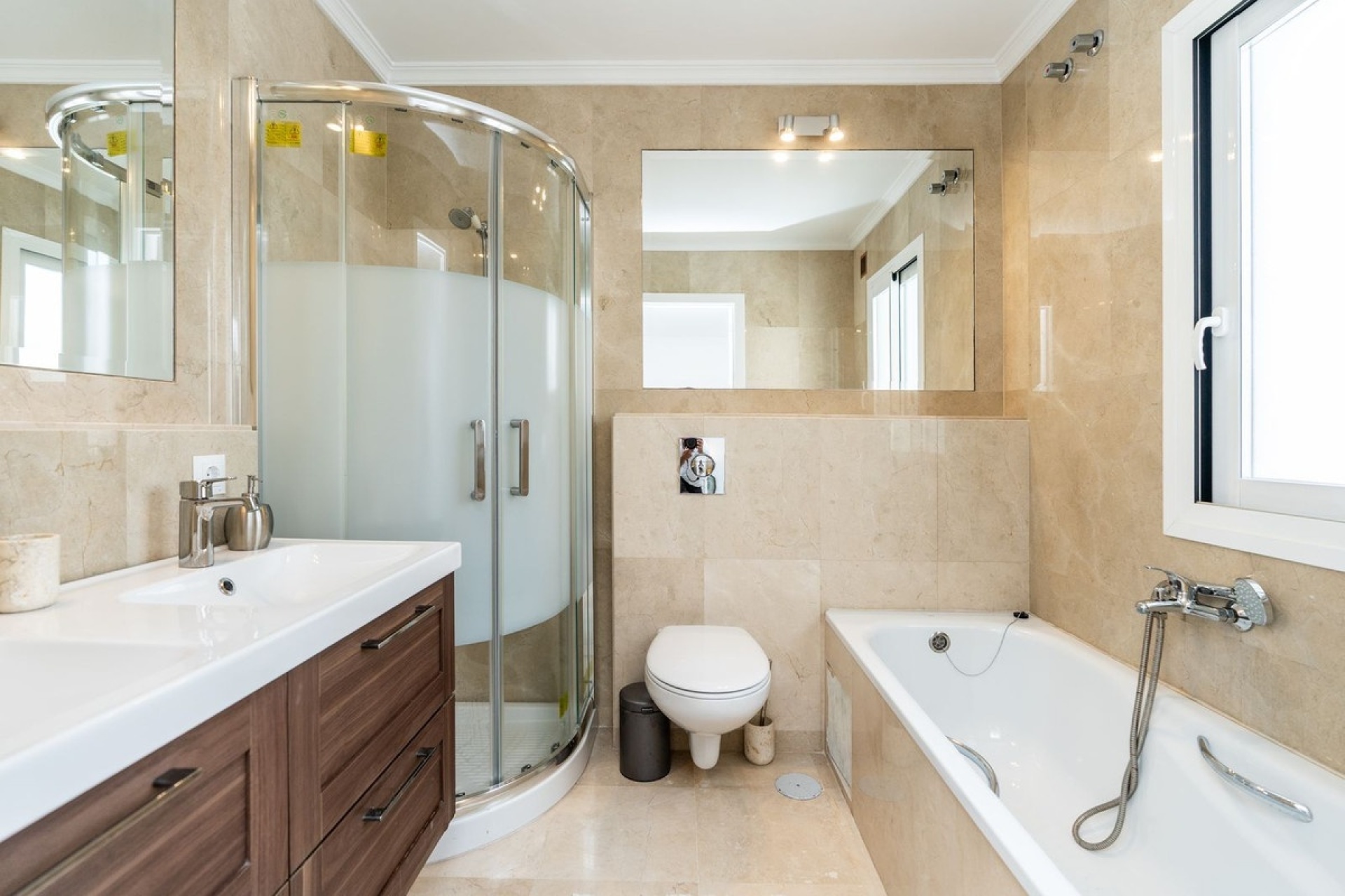 Resale - Town house - Marbella - Costabella