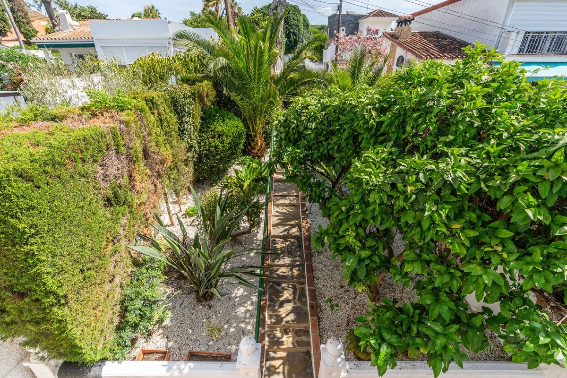 Resale - Town house - Marbella - Costabella