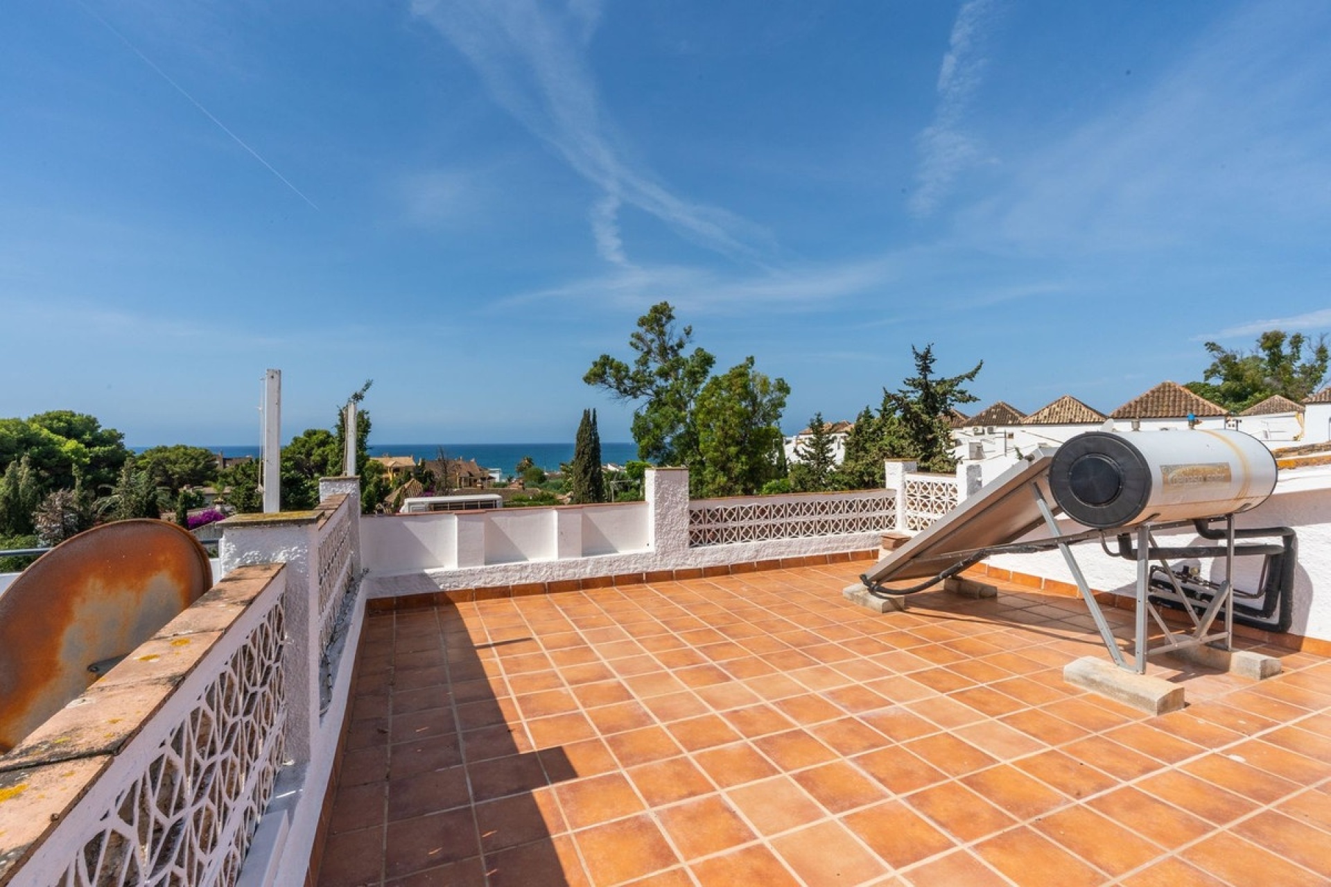 Resale - Town house - Marbella - Costabella
