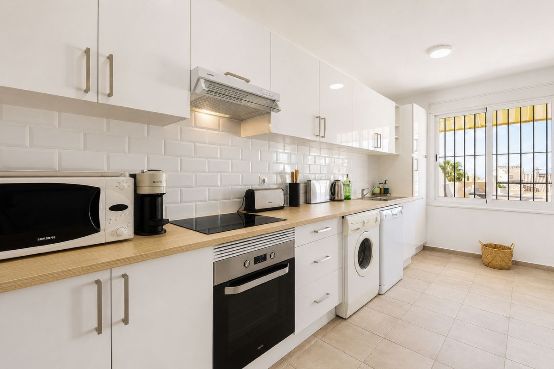 Resale - Town house - Marbella - Costabella
