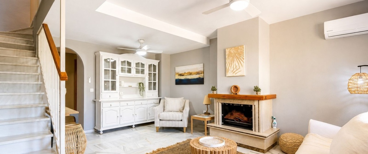 Resale - Town house - Marbella - Costabella