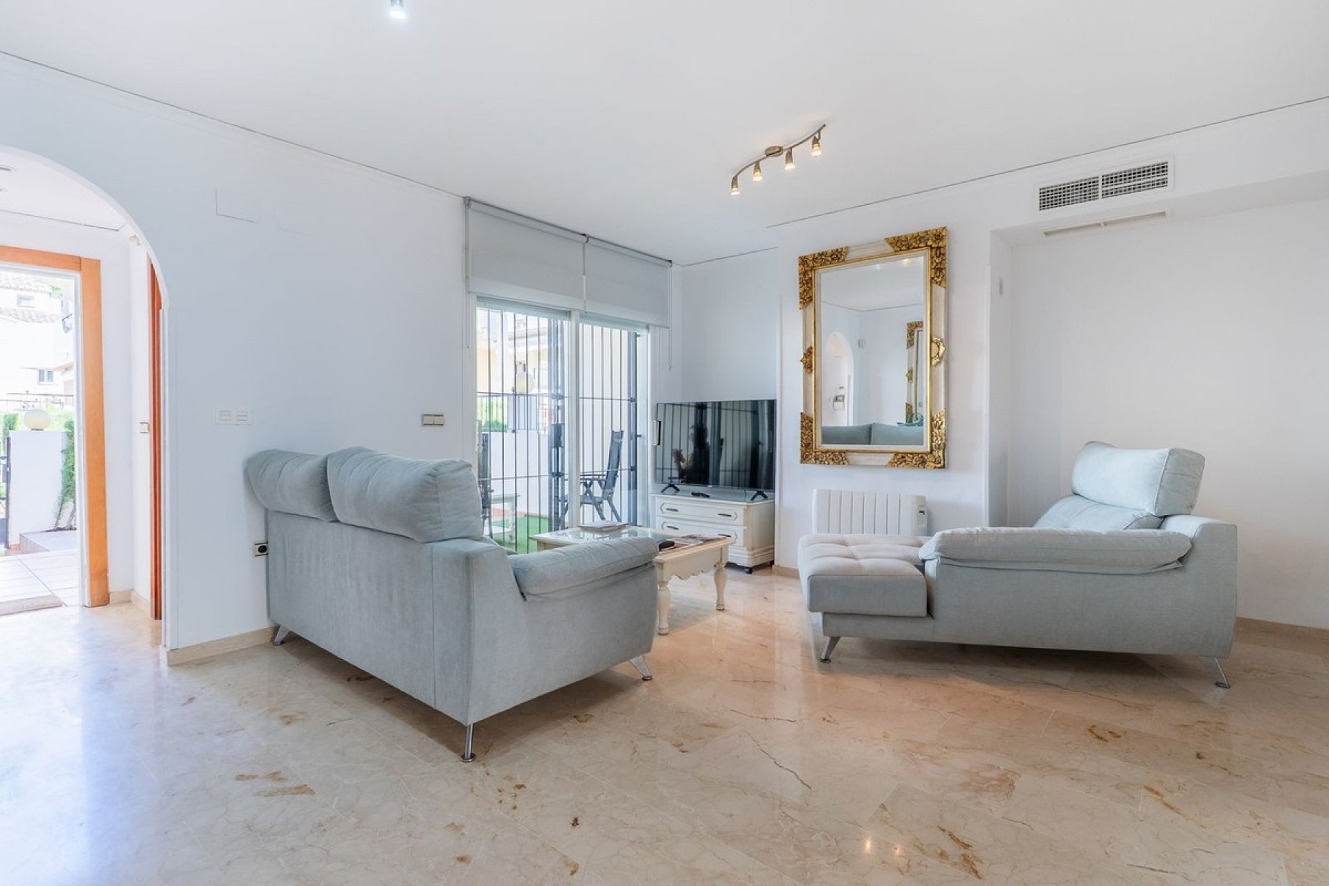 Resale - Town house - Marbella - El Rosario