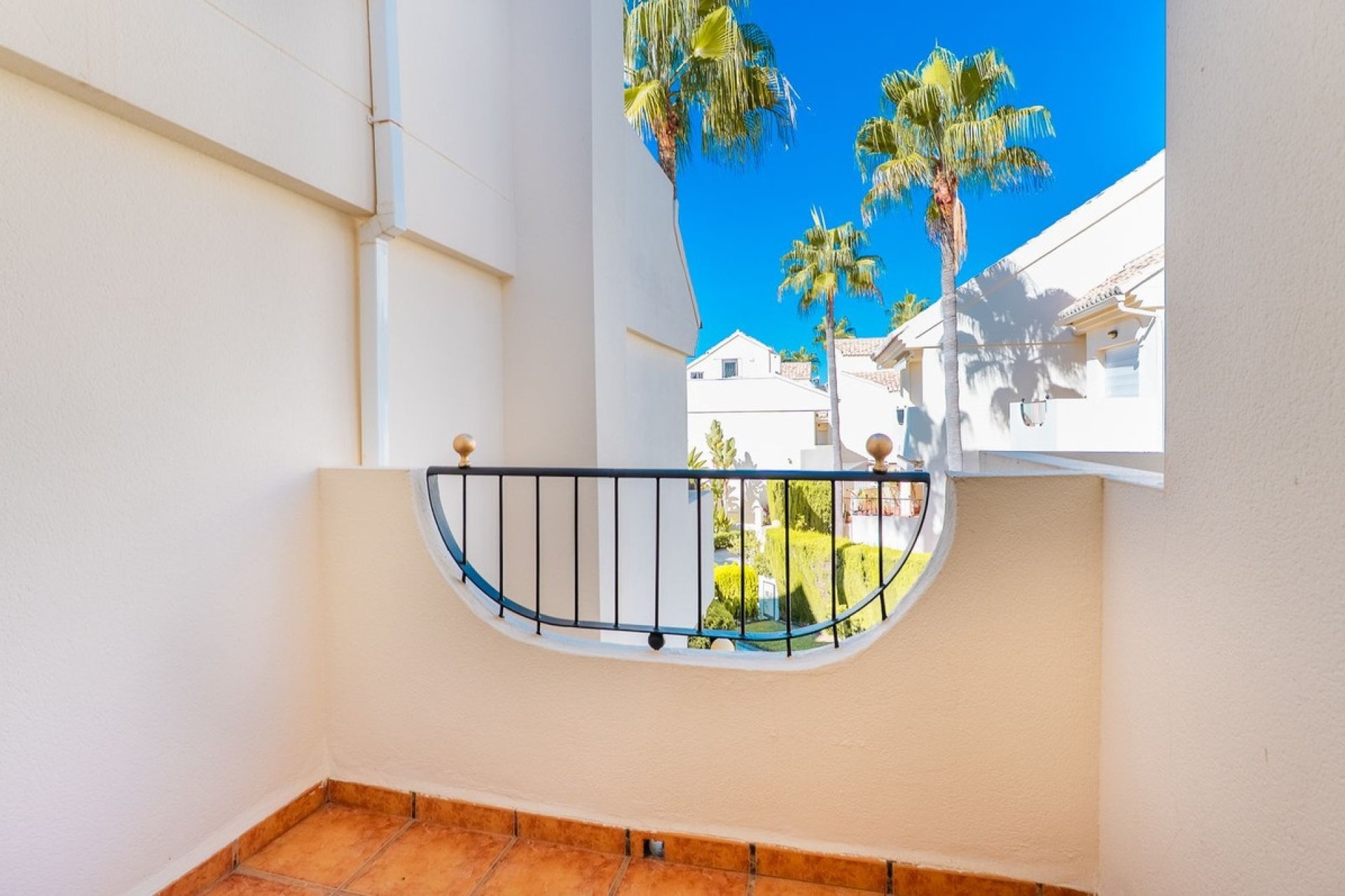 Resale - Town house - Marbella - El Rosario