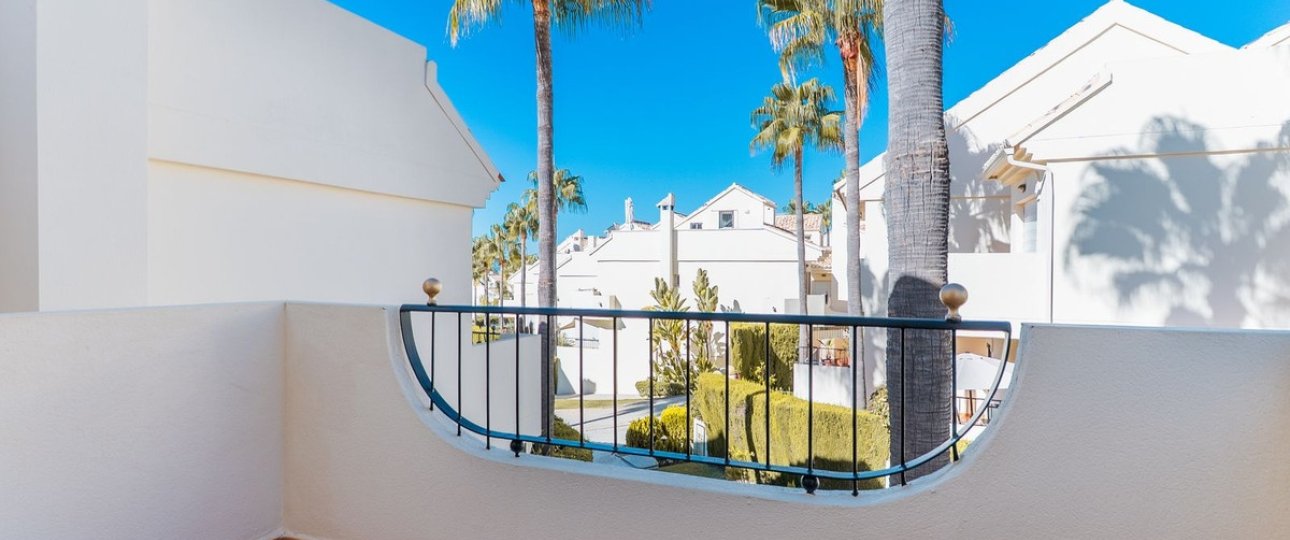 Resale - Town house - Marbella - El Rosario