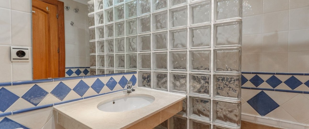 Resale - Town house - Marbella - El Rosario