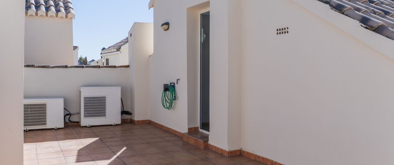Resale - Town house - Marbella - El Rosario