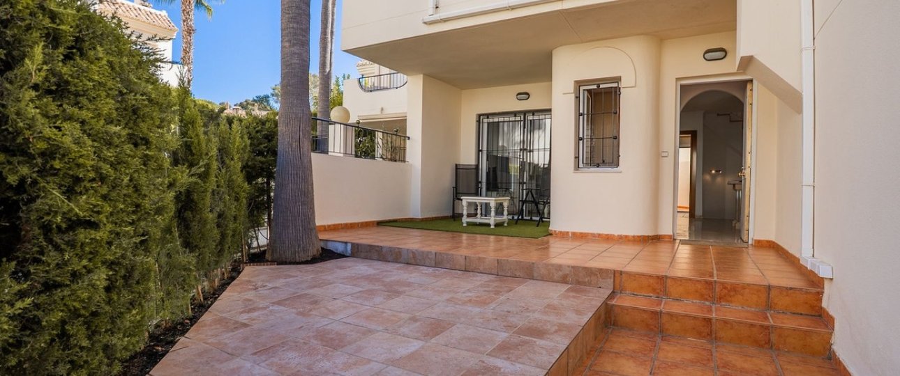 Resale - Town house - Marbella - El Rosario