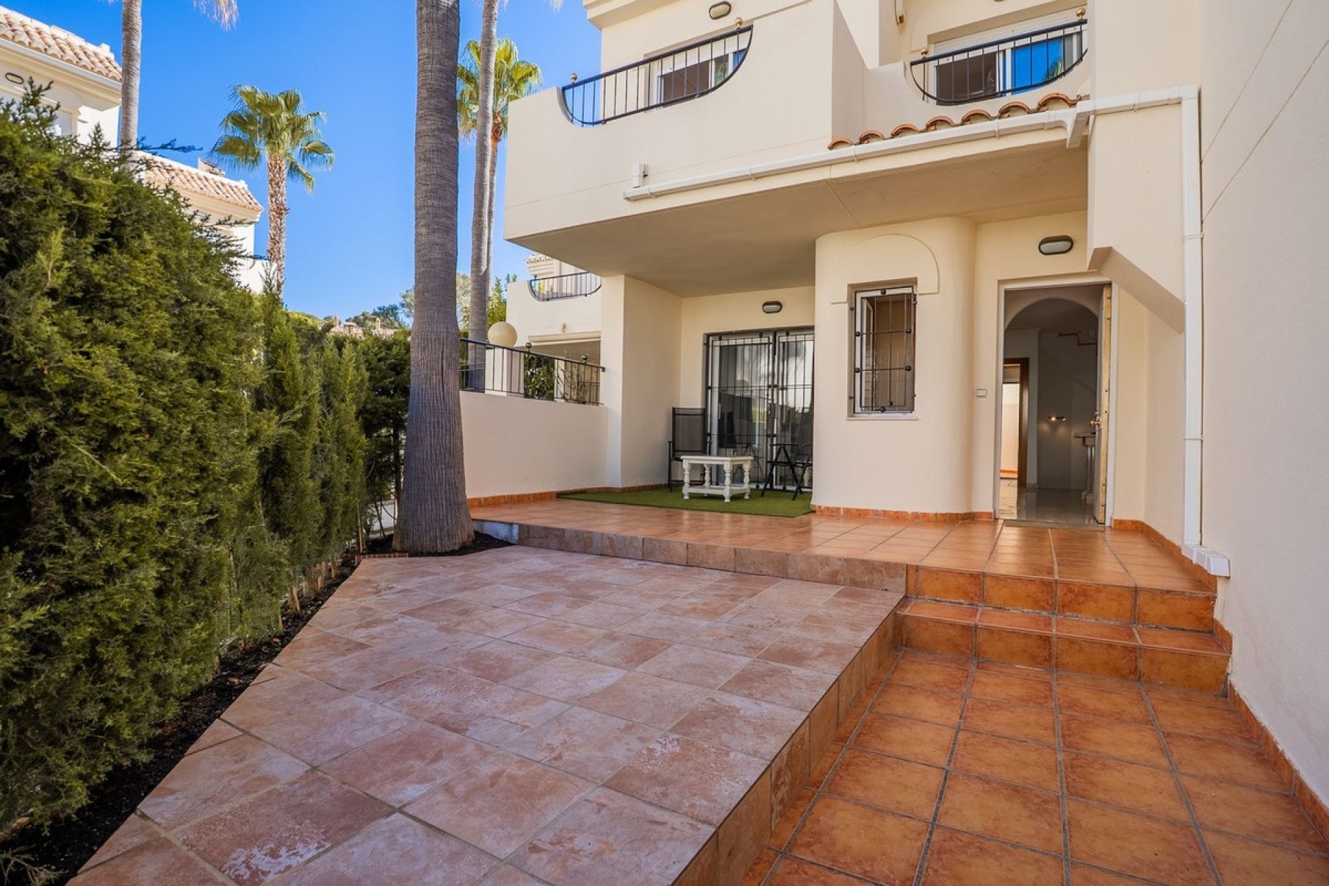 Resale - Town house - Marbella - El Rosario