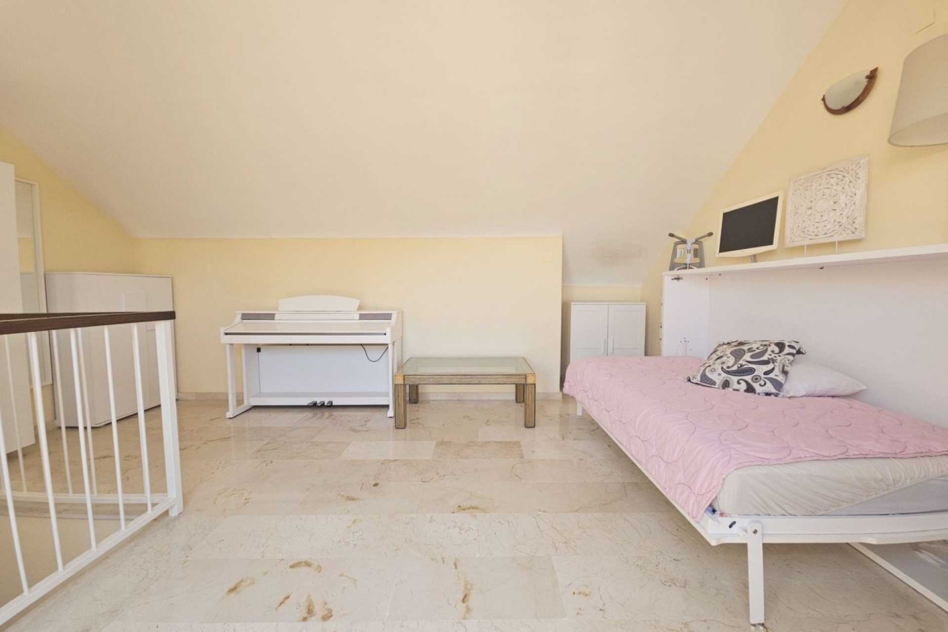 Resale - Town house - Marbella - El Rosario