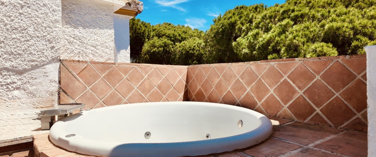 Resale - Town house - Marbella - Elviria