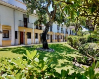Resale - Town house - Marbella - Elviria