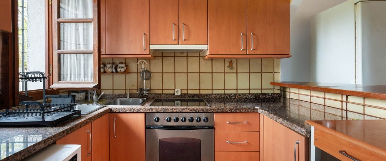 Resale - Town house - Marbella - Elviria