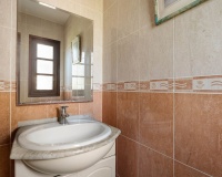 Resale - Town house - Marbella - Elviria