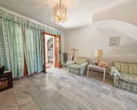 Resale - Town house - Marbella - Elviria