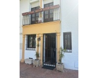 Resale - Town house - Marbella - Elviria